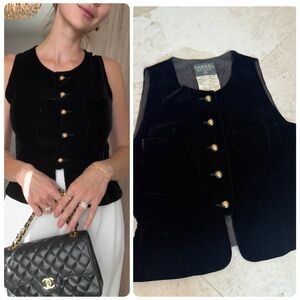 Chanel Boutique 1993A Black Velvet Vest – Size 40 (Made in France)